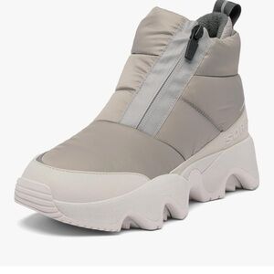 Sorel Women's Tan and Gray Winter Boots